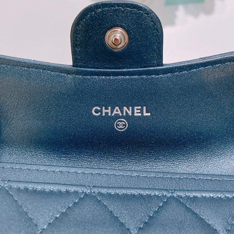 TW4822	Chanel 香奈兒經典翻蓋式卡包 Classic Flap Card Holder Lambskin Navy x Black-16