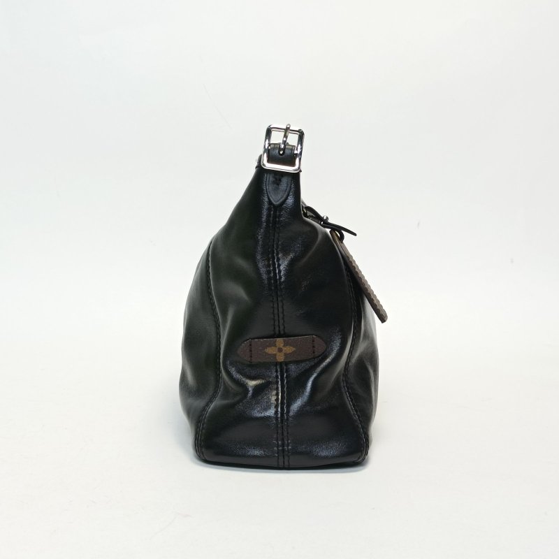 LOUIS VUITTON CARRYALLEastWest黑色羊皮銀扣晶片肩背包-3