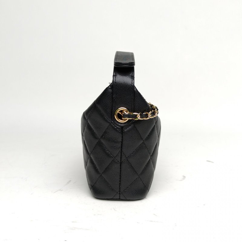 CHANEL 26C浮雕logo飯盒包黑色荔枝牛皮金扣肩背包-3