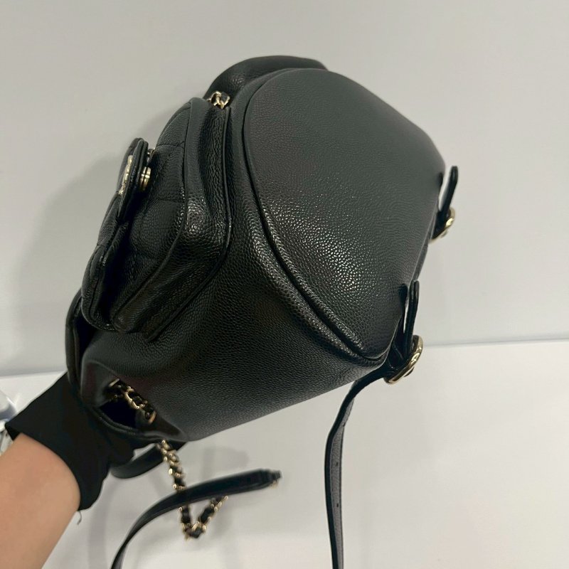 Chanel Duma小青蛙 中號 黑金荔枝牛 後背包 晶片款-5