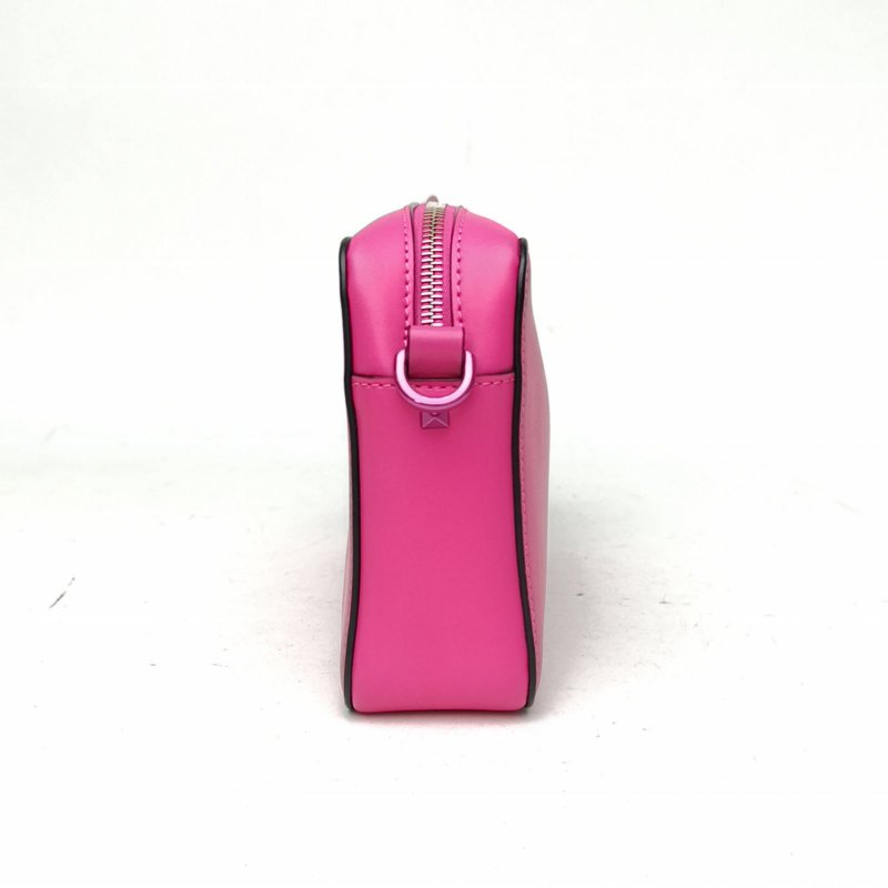 VALENTINO 玫紅牛皮銀扣斜挎包字母LOGO相機包肩背包-1