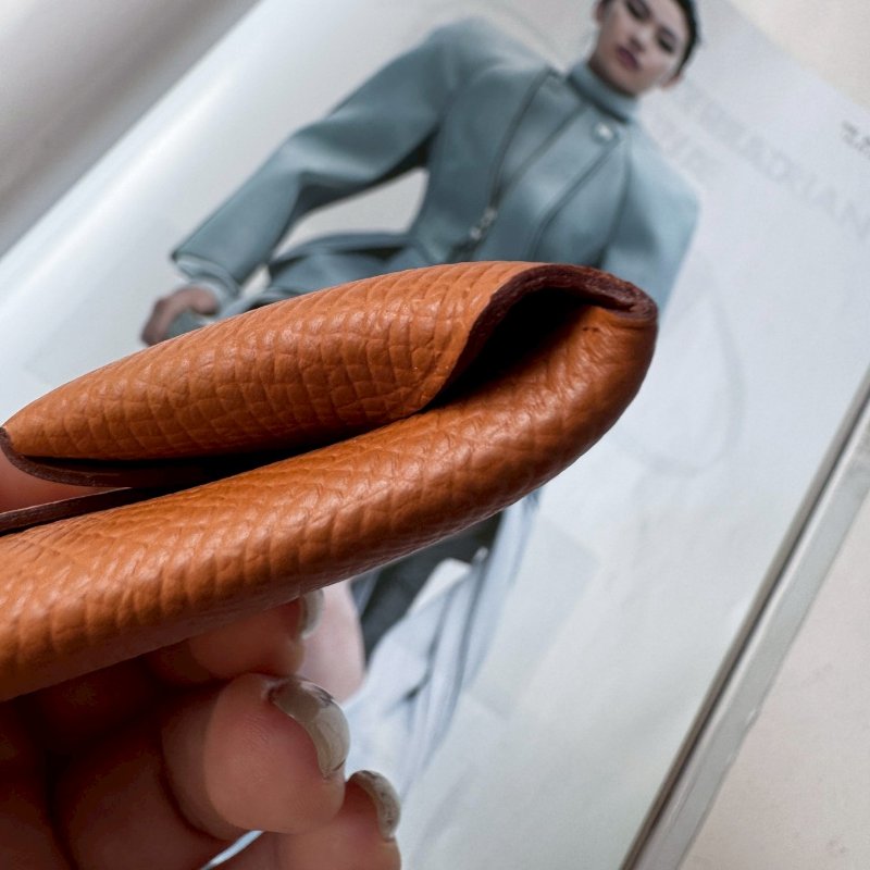 💫全新閒置💫Hermes 金棕色calvi 卡包-3