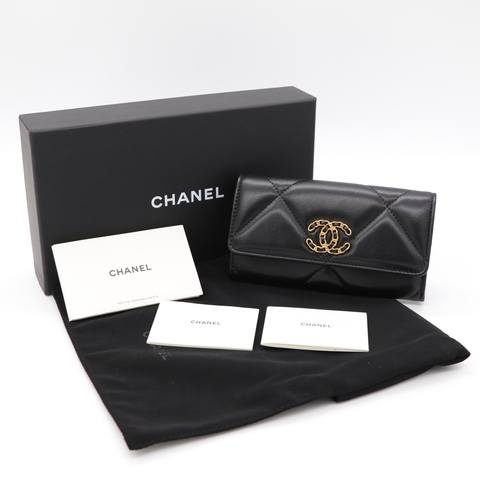 Chanel香奈兒19 晶片款 小羊皮 中夾