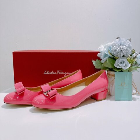 TW4825	Salvatore Ferragamo 菲拉格慕經典蝴蝶結小高跟鞋 Vara Bow Detailed Pumps Hot Pink Size 6.5