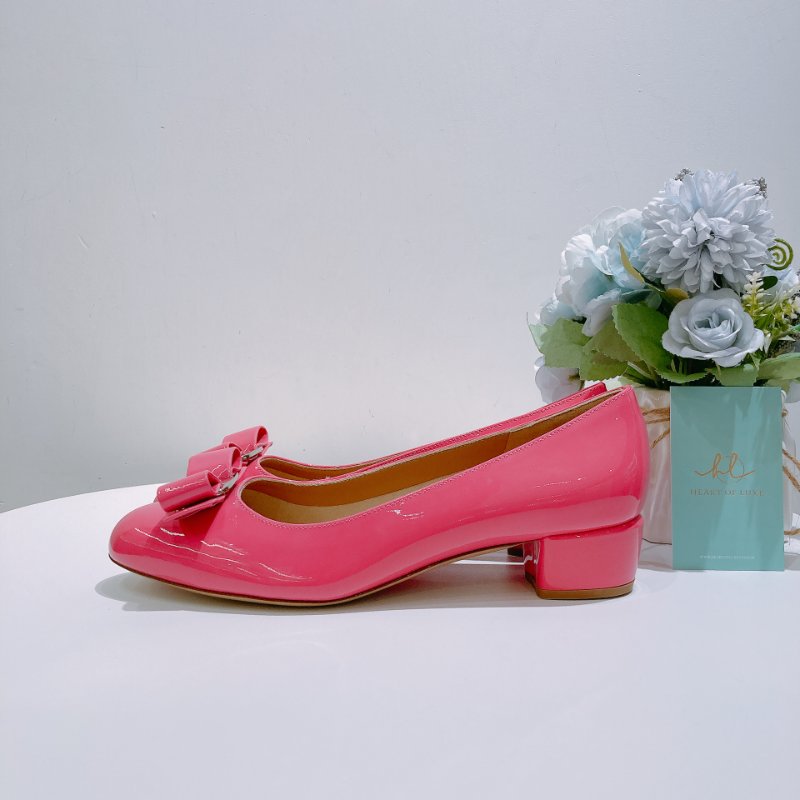 TW4825	Salvatore Ferragamo 菲拉格慕經典蝴蝶結小高跟鞋 Vara Bow Detailed Pumps Hot Pink Size 6.5-3