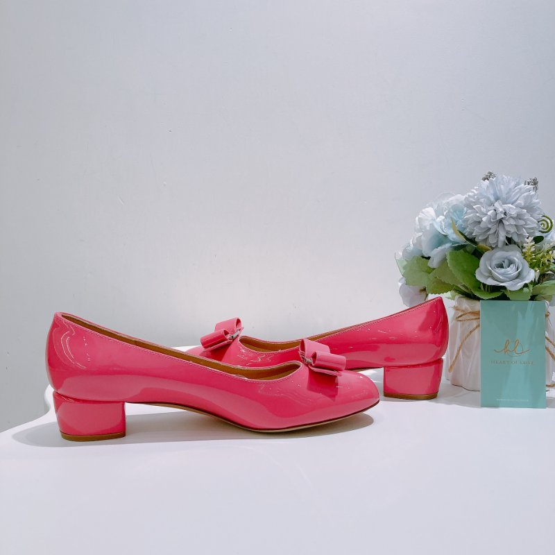 TW4825	Salvatore Ferragamo 菲拉格慕經典蝴蝶結小高跟鞋 Vara Bow Detailed Pumps Hot Pink Size 6.5-4