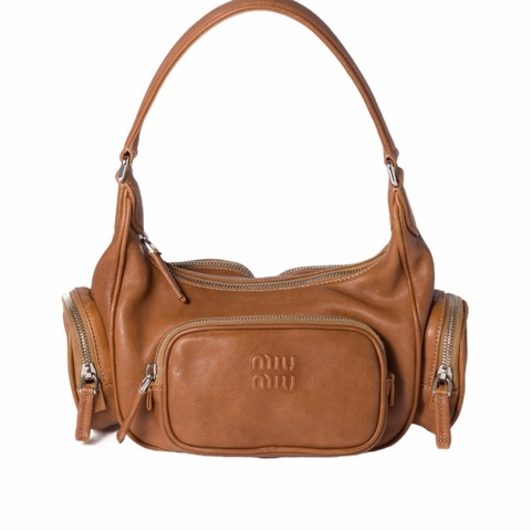 Miu Miu 女士 拉鍊單肩包均碼碼22cm*7cm*18.5cm