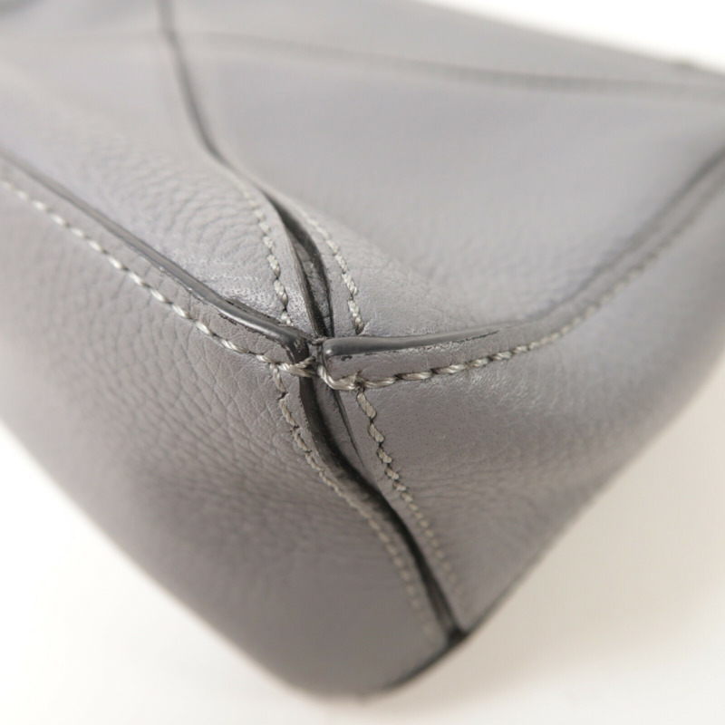 LOEWE 牛皮皮革Mini Puzzle手挽肩背兩用袋-12