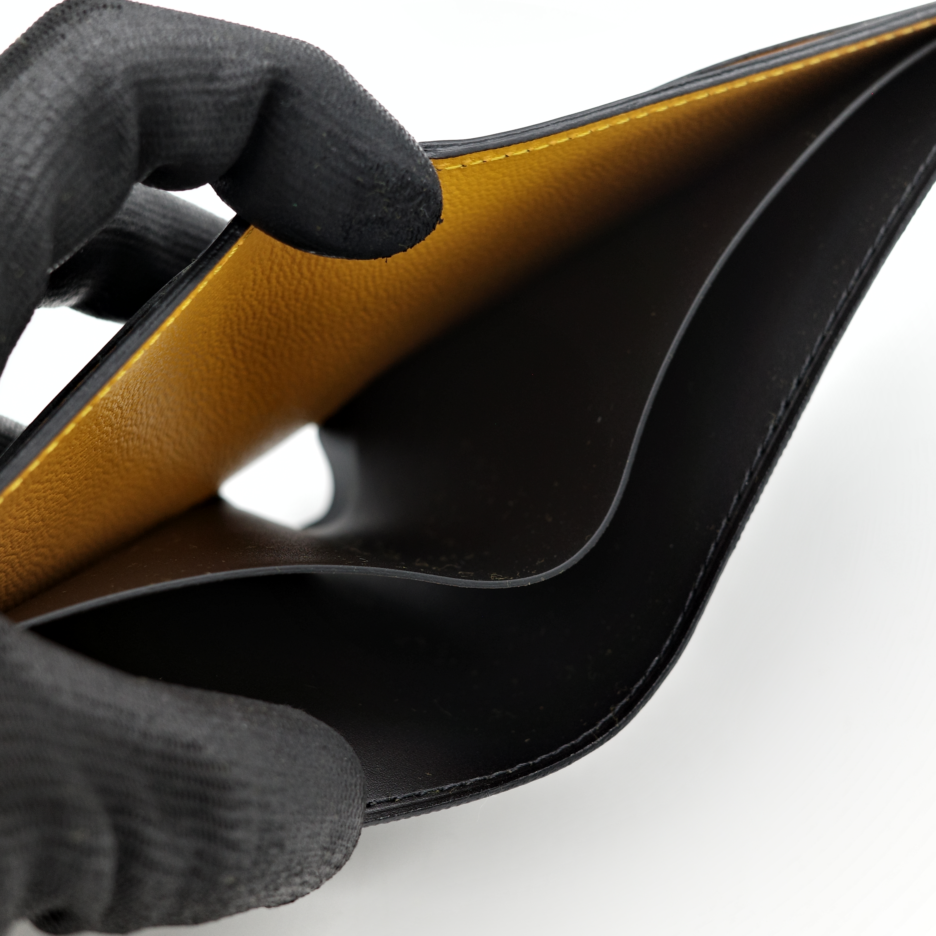 Goyard 戈雅 牛皮 黑色 對開短夾-5