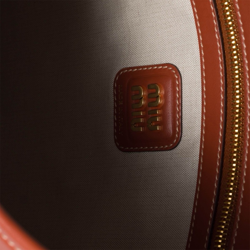 Miu Miu 女士 雙手柄手提包均碼碼40cm*35cm-6