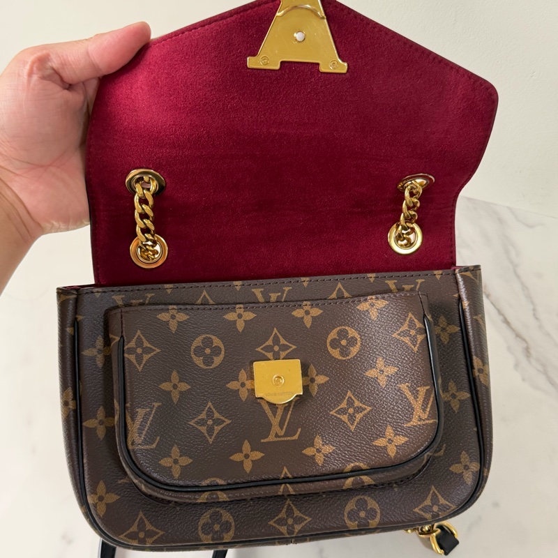 LV Passy 新款郵差包 晶片款 絕版-7