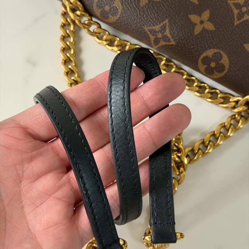 LV Passy 新款郵差包 晶片款 絕版-18