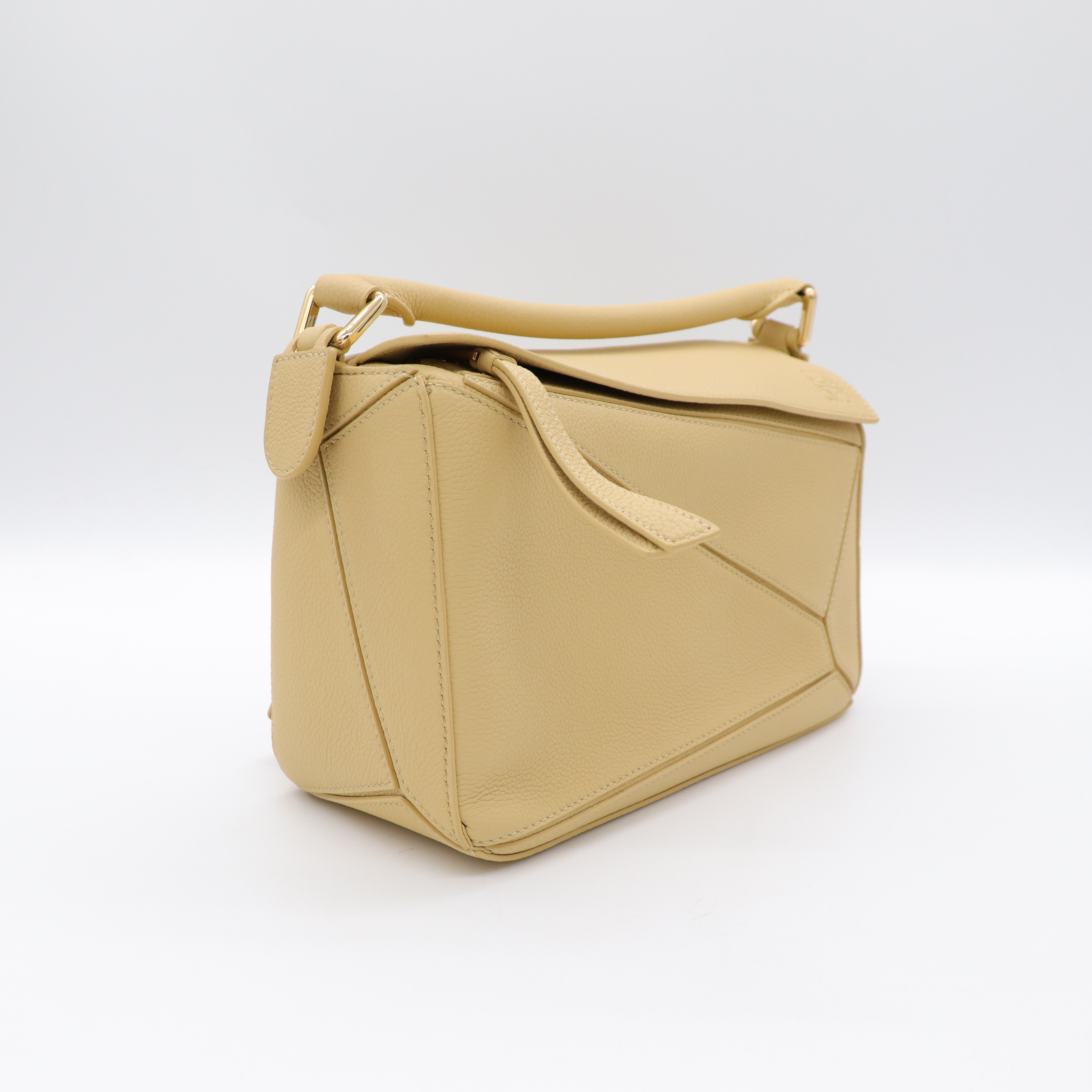 Loewe 羅威 Puzzle 奶油色 小號 肩背包-2