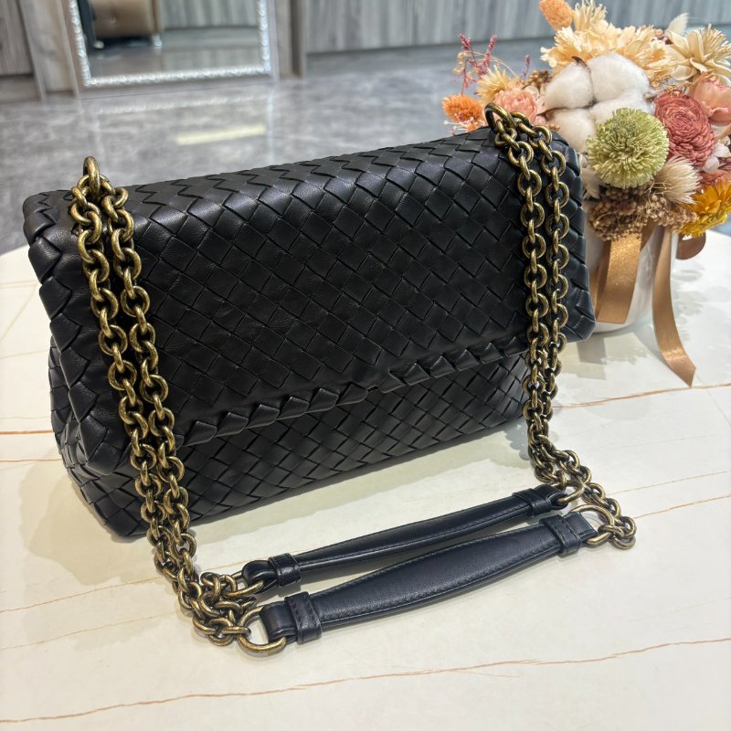*SHIHNA名牌精品* BOTTEGA VENETA 編織斜背/肩背包-1
