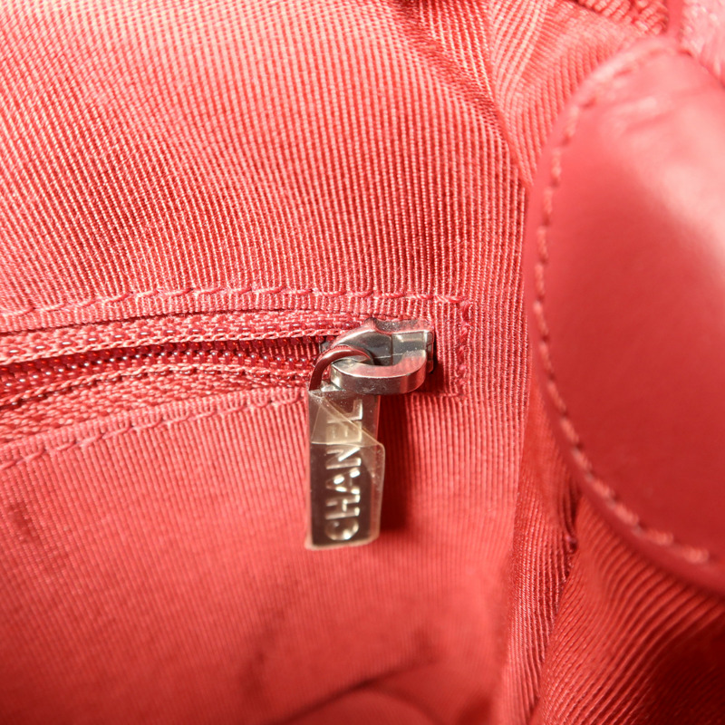 CHANEL 牛皮皮革Gabrielle Small鏈帶肩背袋-12