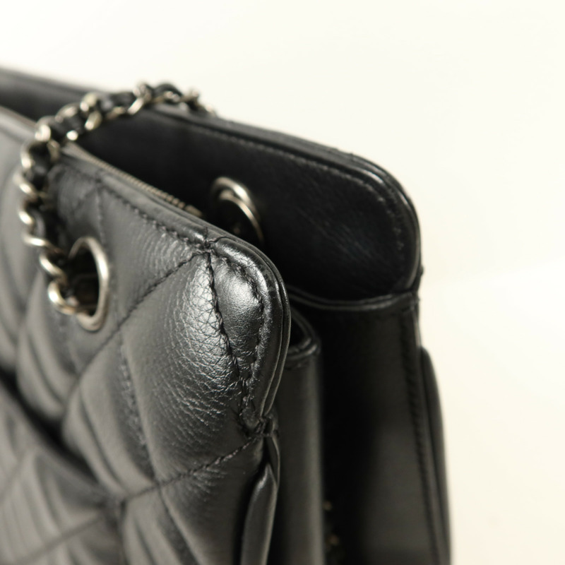 CHANEL 牛皮皮革Quilted Frame In Chain Tote手挽袋-17