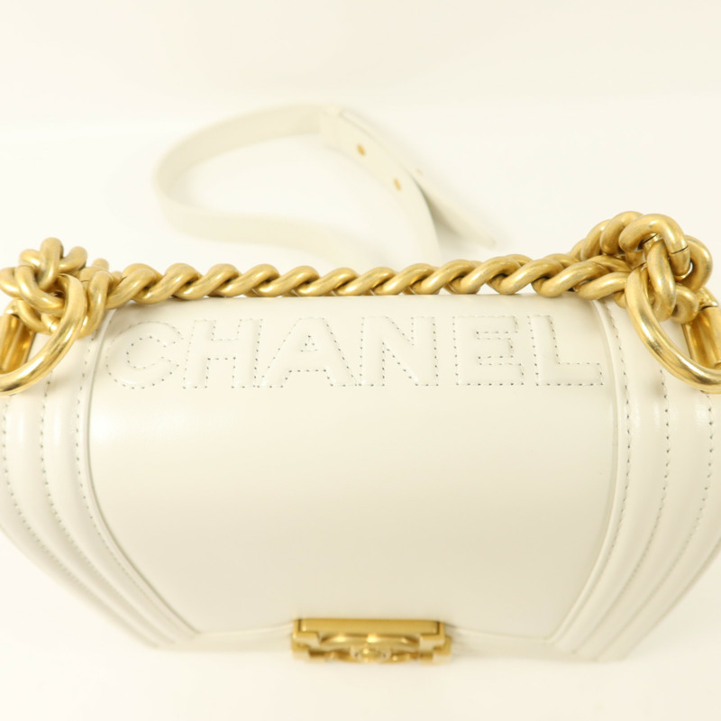 CHANEL 牛皮皮革Mini Boy鏈帶肩背袋-10
