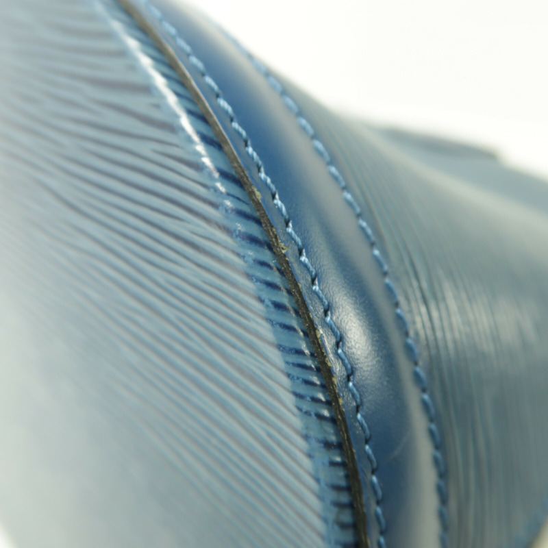 LOUIS VUITTON Epi 1993 Blue Epi Cluny肩背袋-12