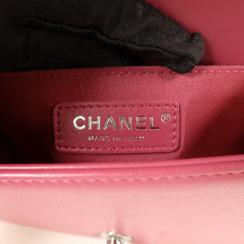 CHANEL 牛皮皮革Boy 20鏈帶肩背袋-5