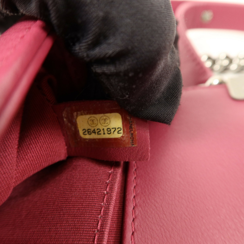 CHANEL 牛皮皮革Boy 20鏈帶肩背袋-6