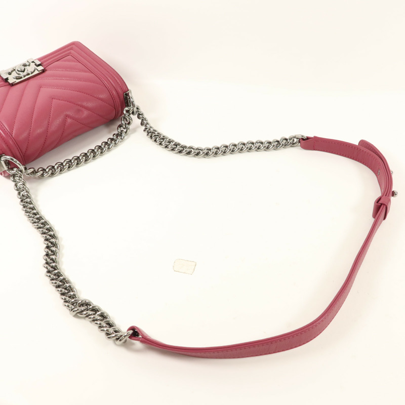 CHANEL 牛皮皮革Boy 20鏈帶肩背袋-8