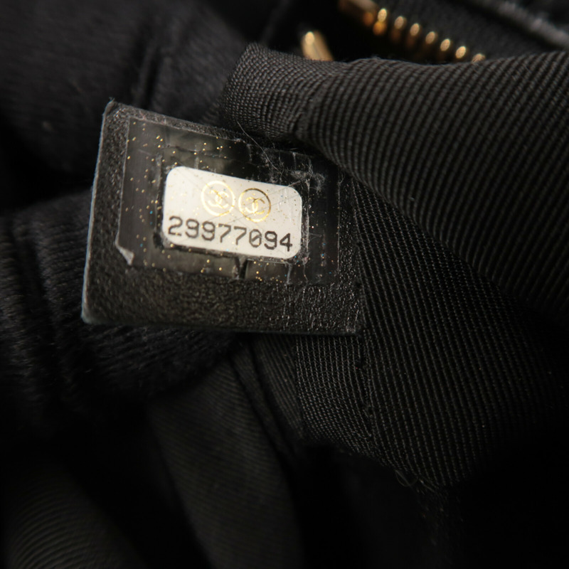 CHANEL 羊皮皮革Small Hobo鏈帶肩背袋-6