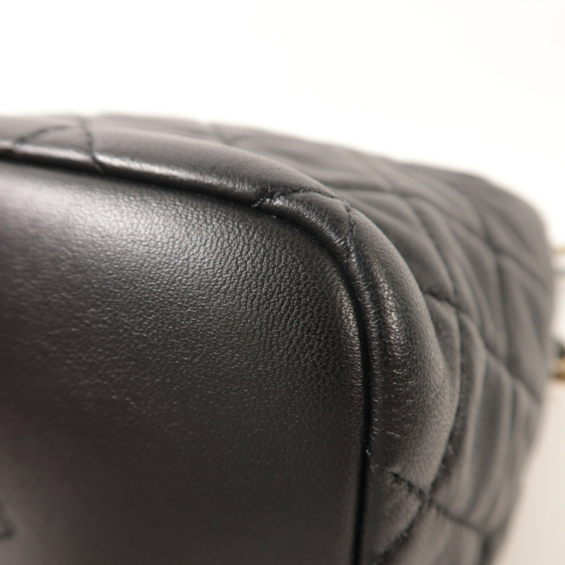 CHANEL 羊皮皮革Small Hobo鏈帶肩背袋-13