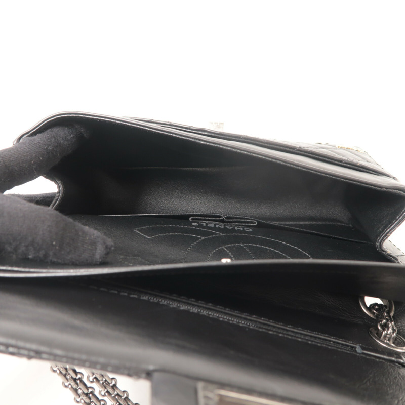 CHANEL 牛皮皮革2.55 Reissue Lucky Charm鏈帶肩背袋-4