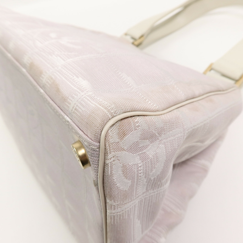 CHANEL 尼龍New Travel Line肩背袋-11