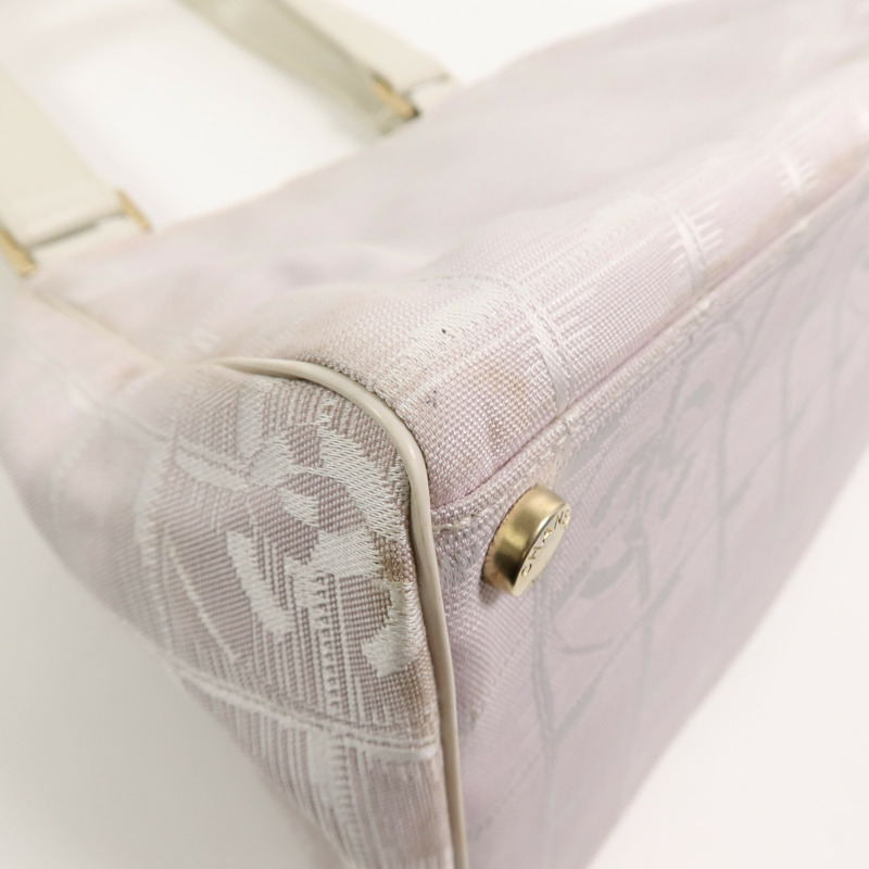 CHANEL 尼龍New Travel Line肩背袋-12