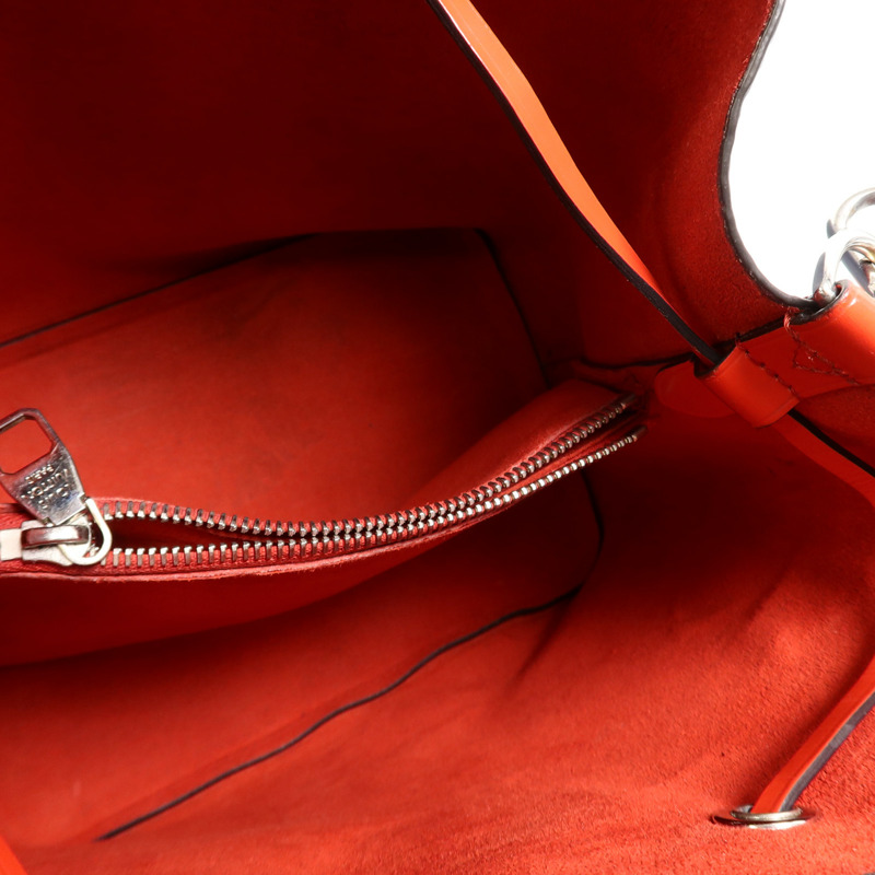 LOUIS VUITTON Epi Neo Noe MM銀扣肩背袋-4