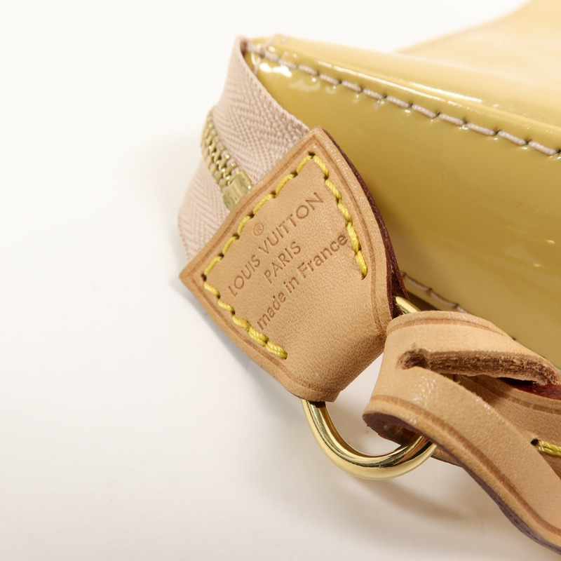 LOUIS VUITTON Monogram Vernis Lexington Pochette肩背袋-5