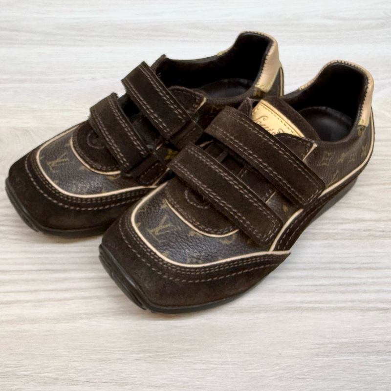 LV擺漂亮就好✨原花絕版麂皮前雙條設計童鞋-2