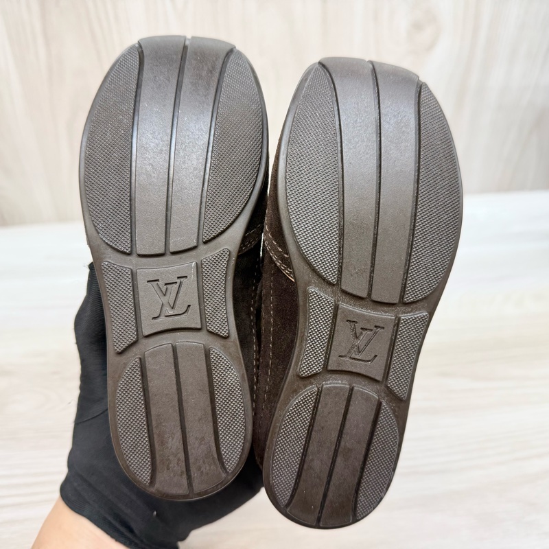 LV擺漂亮就好✨原花絕版麂皮前雙條設計童鞋-13