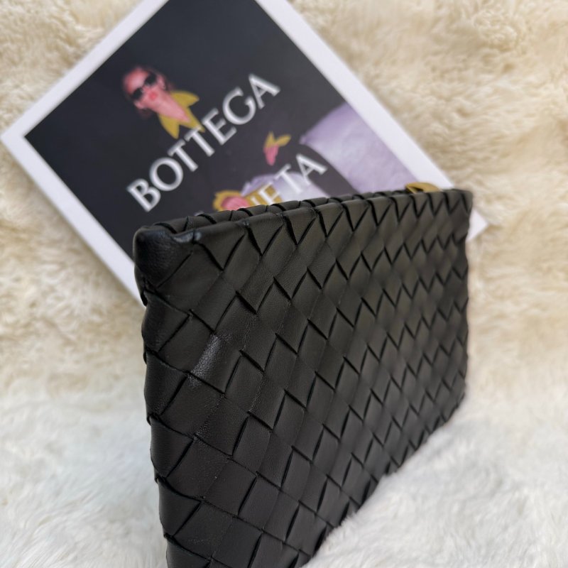 Bottega Ventea 小號pouch手拿包 黑色 羊皮拼牛皮-2