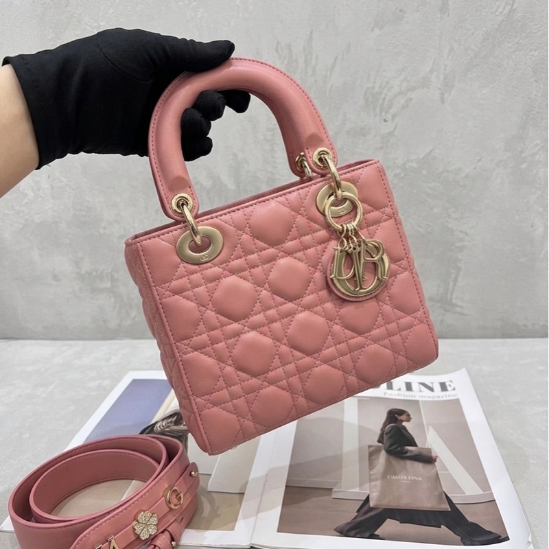 Dior/迪奥  四格戴妃 20年 尺寸：20*17*8-0