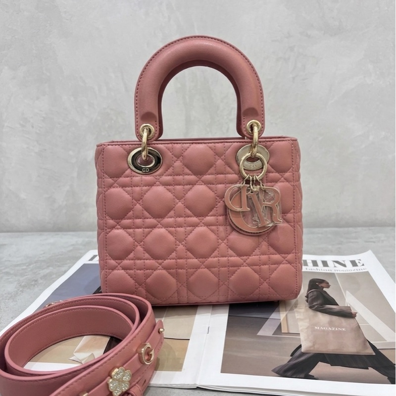 Dior/迪奥  四格戴妃 20年 尺寸：20*17*8-1