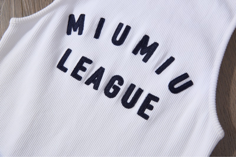 MiuMiu字母印花修身針織背心-5