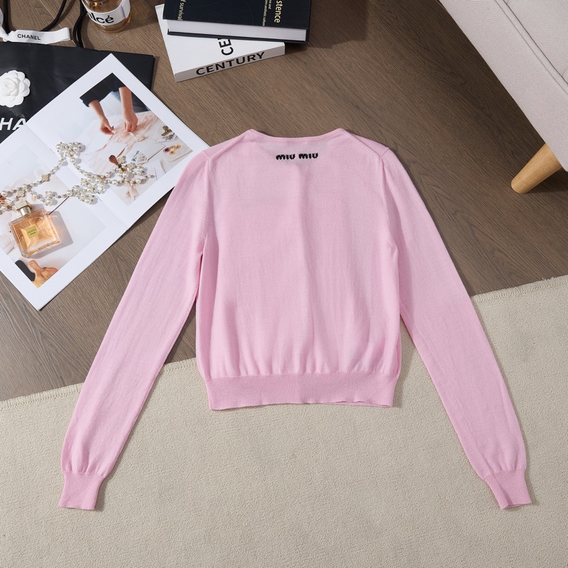 MiuMiu粉色珍珠扣薄款針織開衫-6