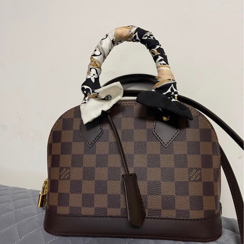 「JL精品代購」98新 Lv 棕色棋盤格貝殼包 alma BB