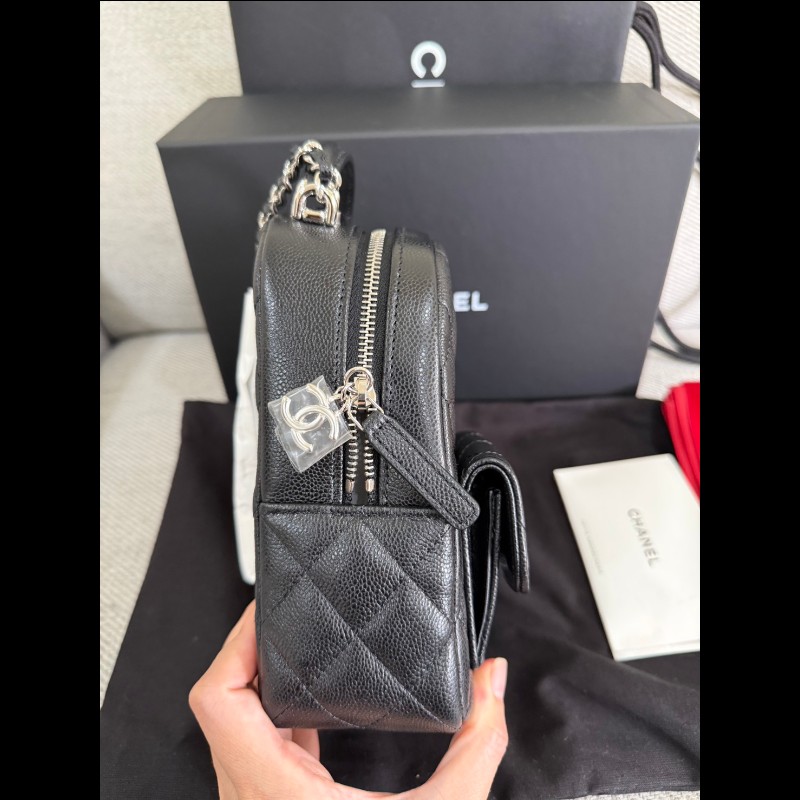 香奈兒經典黑色荔枝皮銀鏈小書包-2