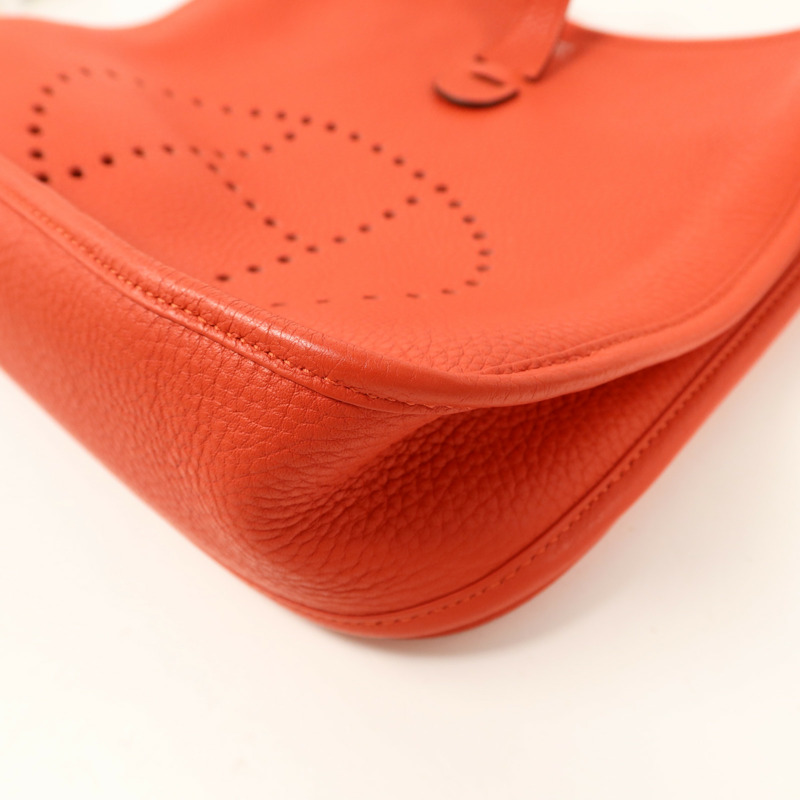 HERMES Clemence皮革Evelyne PM肩背袋Rouge Tomate-13