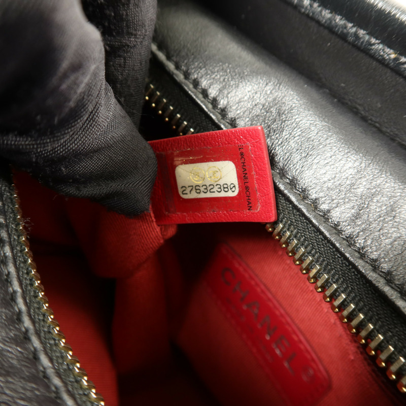 CHANEL 牛皮皮革Gabrielle Small鏈帶肩背袋-6