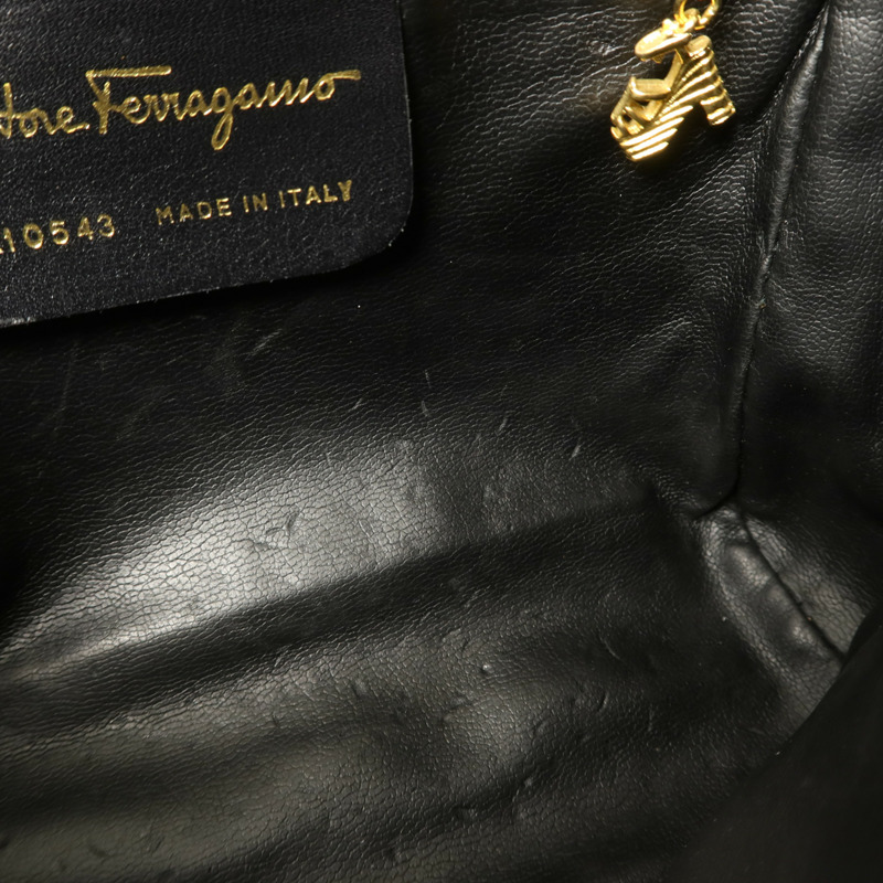 Salvatore Ferragamo 麂皮皮革Shoulder Bag鏈帶肩背袋-17