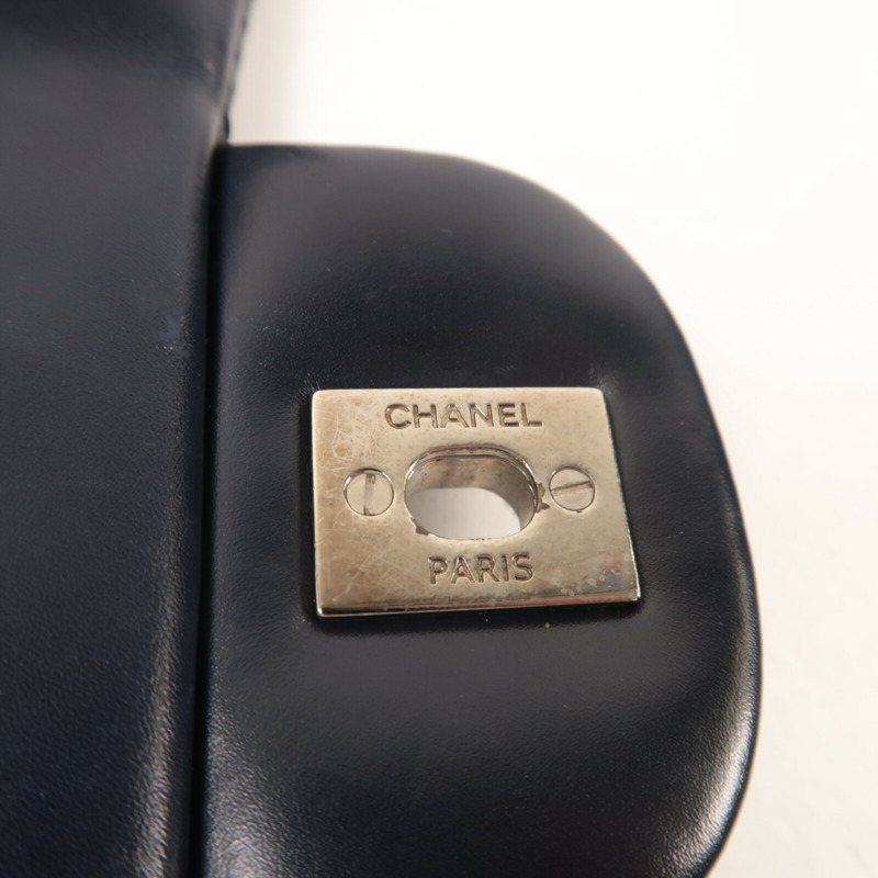 CHANEL 牛皮皮革Chain Shoulder鏈帶肩背袋-16