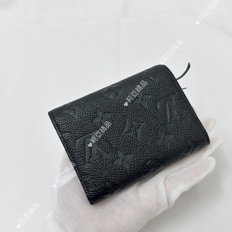 莉亞精品♡Lv 黑壓紋三折短夾 二手美夾-2