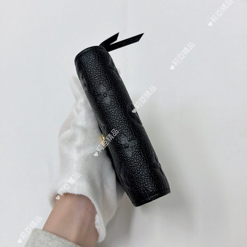 莉亞精品♡Lv 黑壓紋三折短夾 二手美夾-5