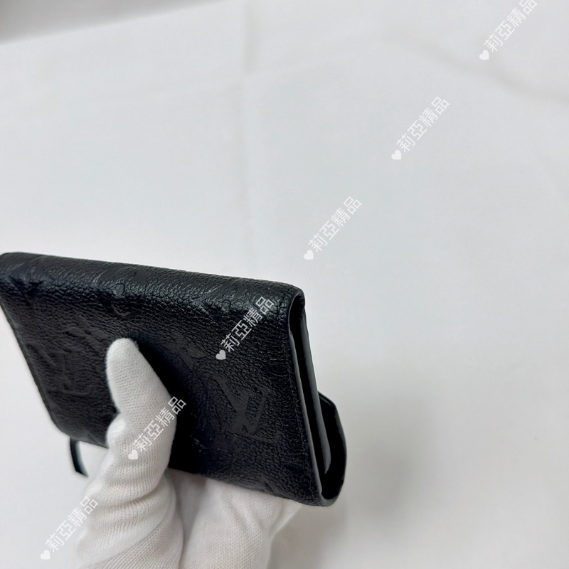 莉亞精品♡Lv 黑壓紋三折短夾 二手美夾-8