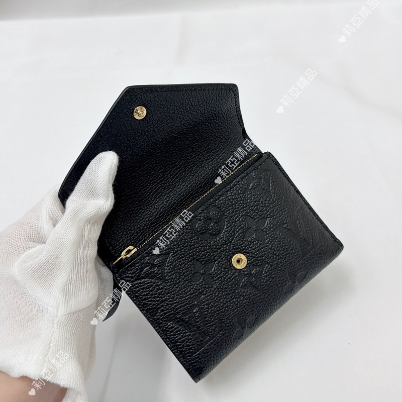 莉亞精品♡Lv 黑壓紋三折短夾 二手美夾-12