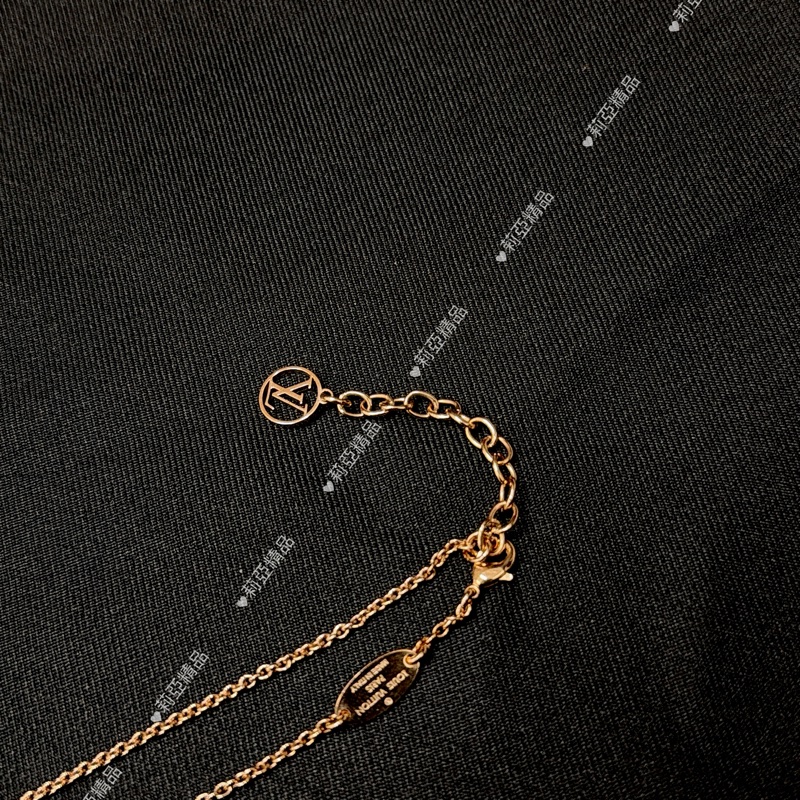 莉亞精品♡ LV玫瑰金 V字項鍊 二手-5